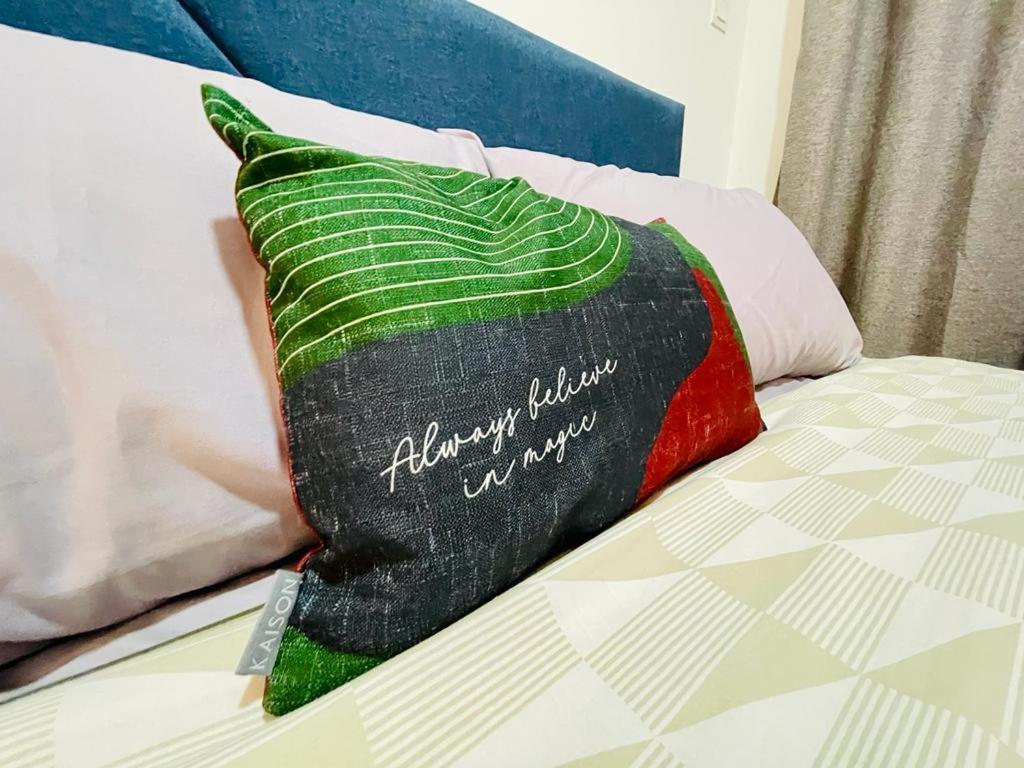 Homestay I-City Cantik, Tenang, Wifi, 4K Smart Tv, Netflix, Coway, Free Parking Shah Alam Ngoại thất bức ảnh