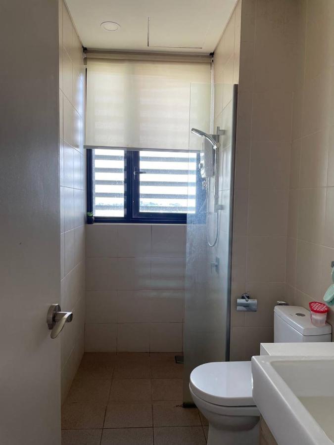 Homestay I-City Cantik, Tenang, Wifi, 4K Smart Tv, Netflix, Coway, Free Parking Shah Alam Ngoại thất bức ảnh